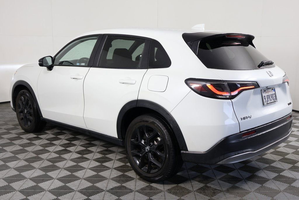 Used 2024 Honda HR-V Sport image 6