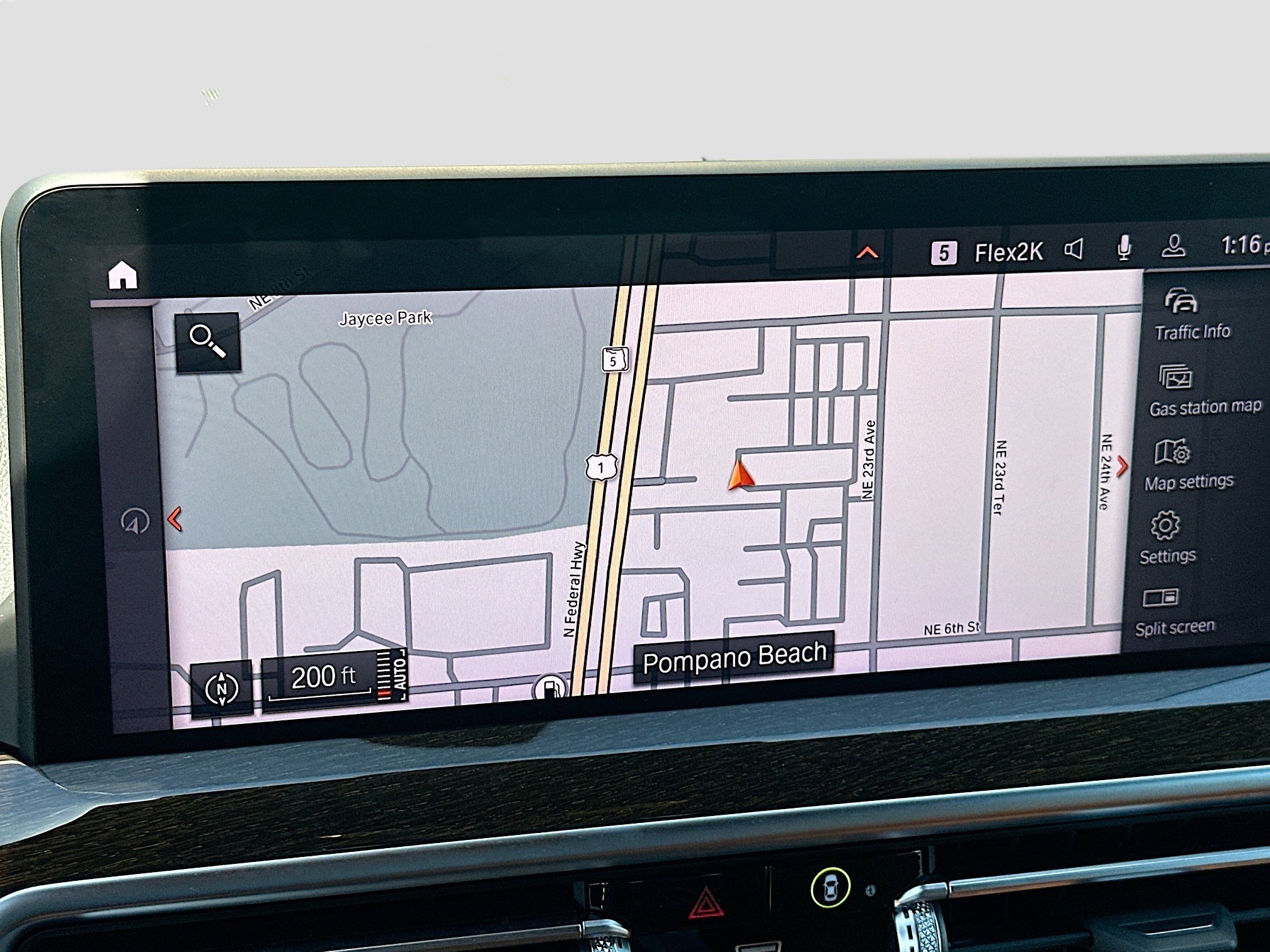 Used 2024 BMW X3 sDrive30i w/ Premium Package image 11