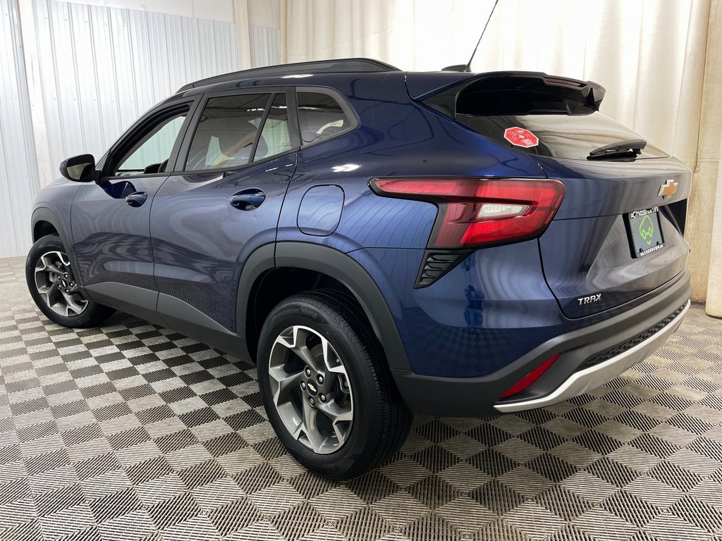 Certified 2024 Chevrolet Trax LT image 13