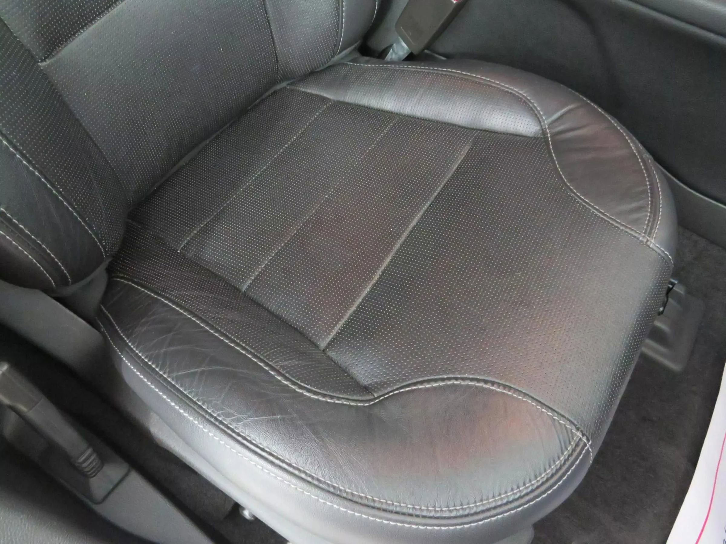 Used 2018 Ford Taurus Limited image 38