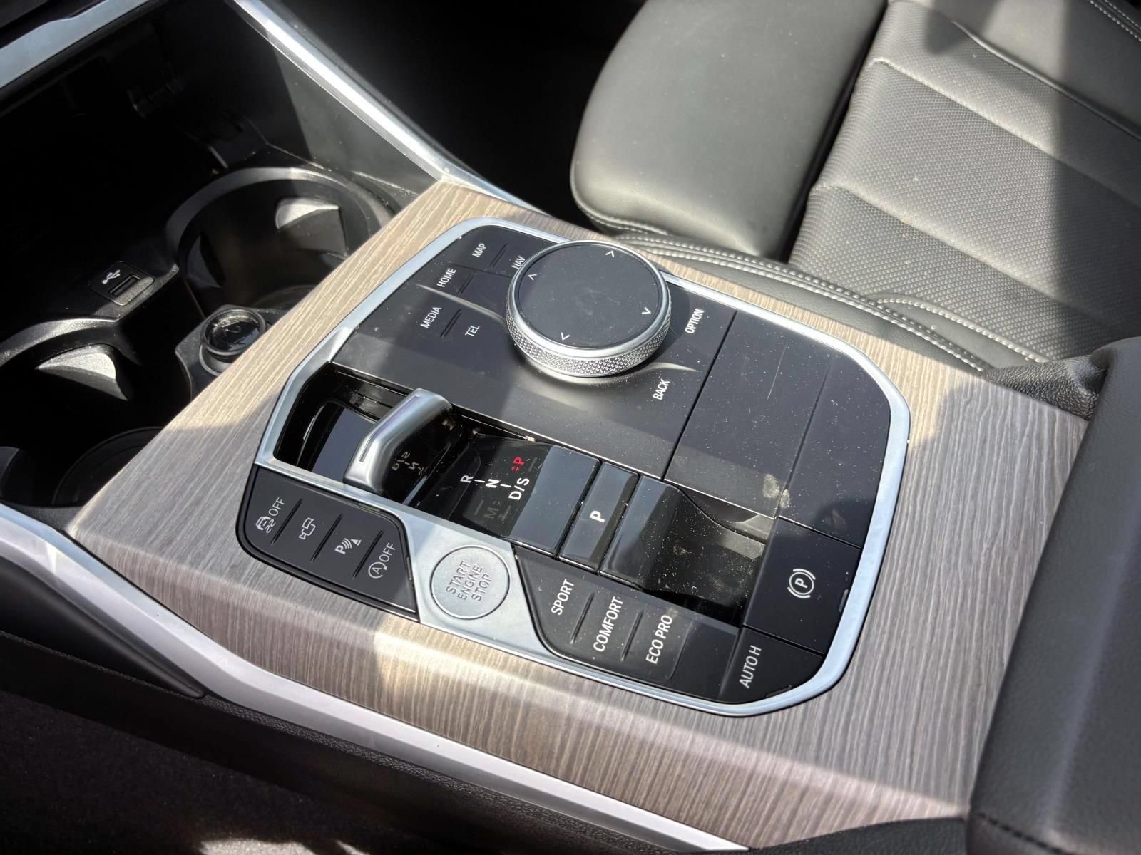 Used 2025 BMW 330i xDrive Sedan AWD/4WD image 24