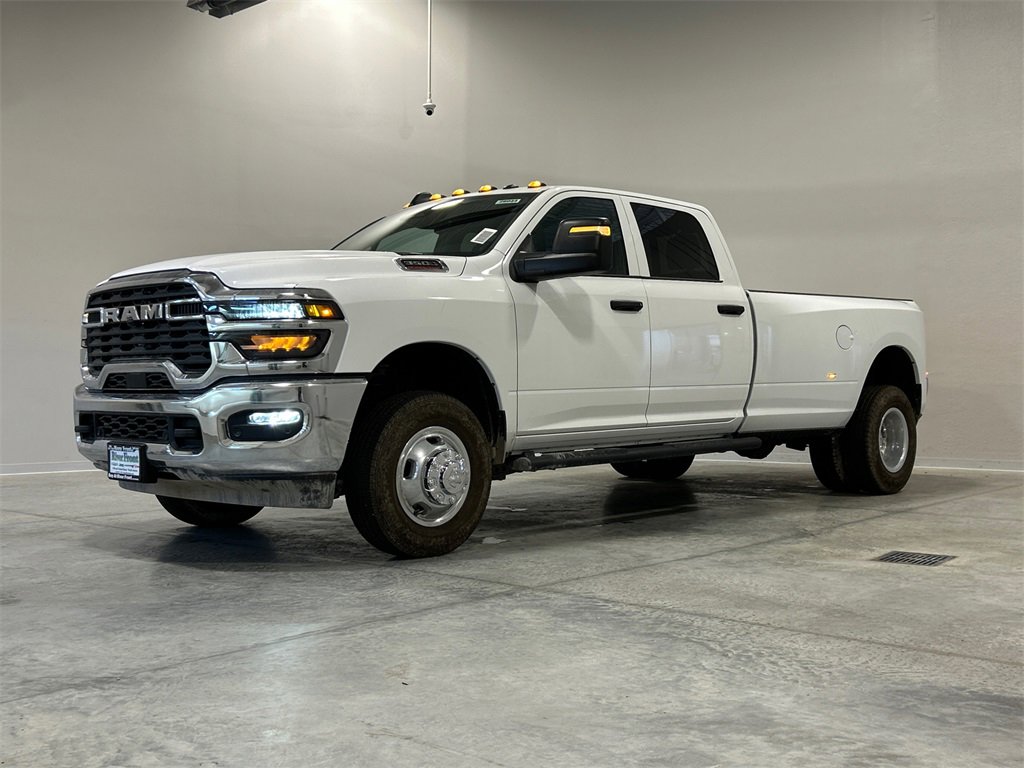New 2026 RAM 3500 Tradesman image 2