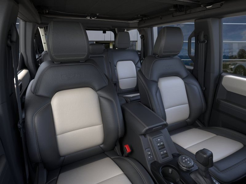 New 2026 Ford Bronco Outer Banks w/ Sasquatch Package AWD/4WD image 10