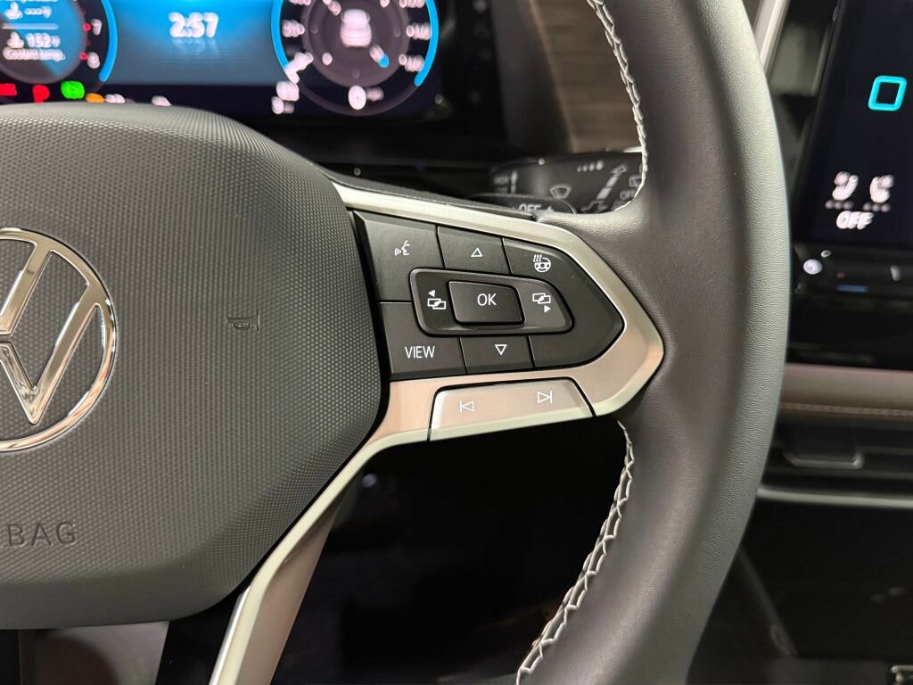 New 2026 Volkswagen Atlas SEL image 13