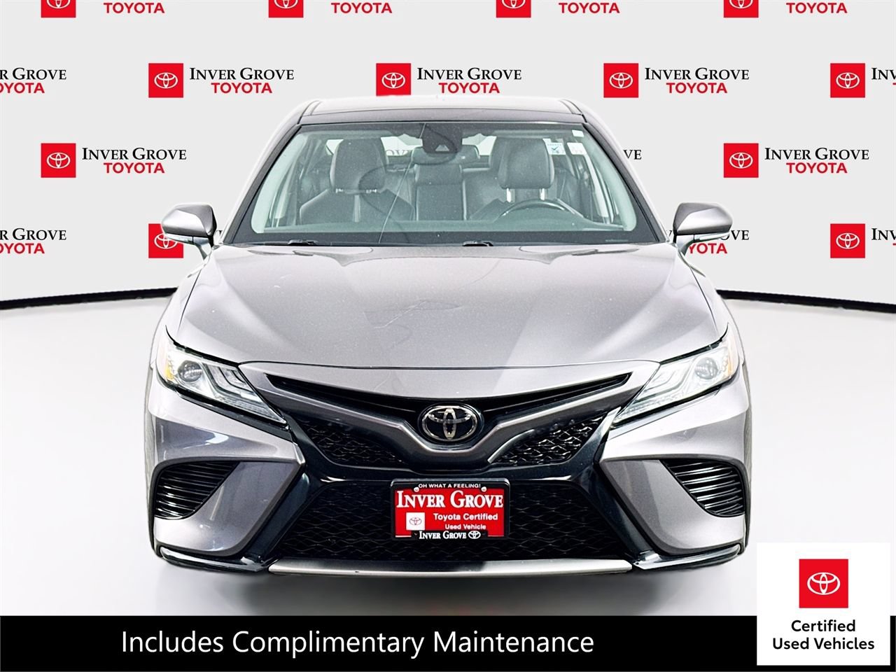 Used 2019 Toyota Camry XSE FWD image 2