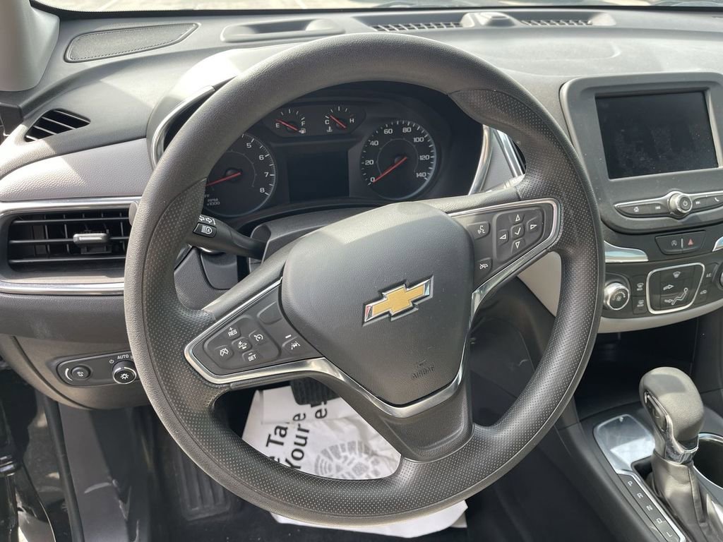 Used 2024 Chevrolet Equinox LS w/ Midnight Edition FWD image 5