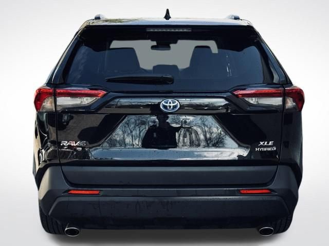 Used 2024 Toyota RAV4 XLE w/ Weather Package AWD/4WD image 7