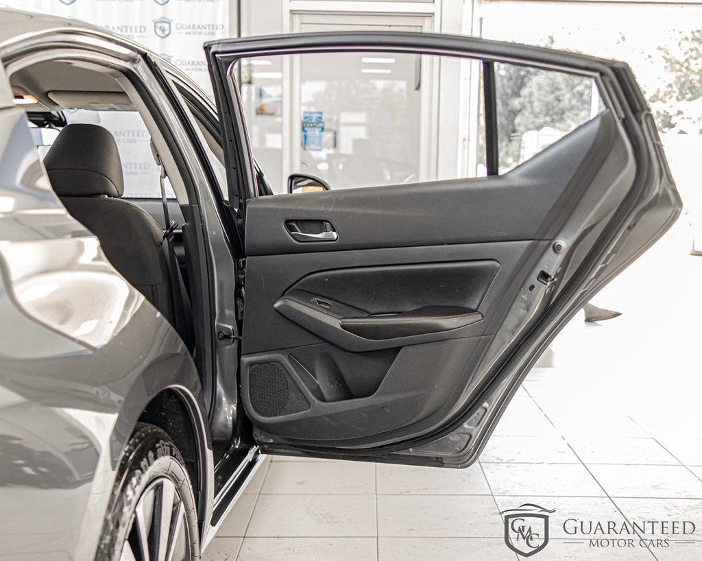 Used 2022 Nissan Altima 2.5 SV FWD image 35