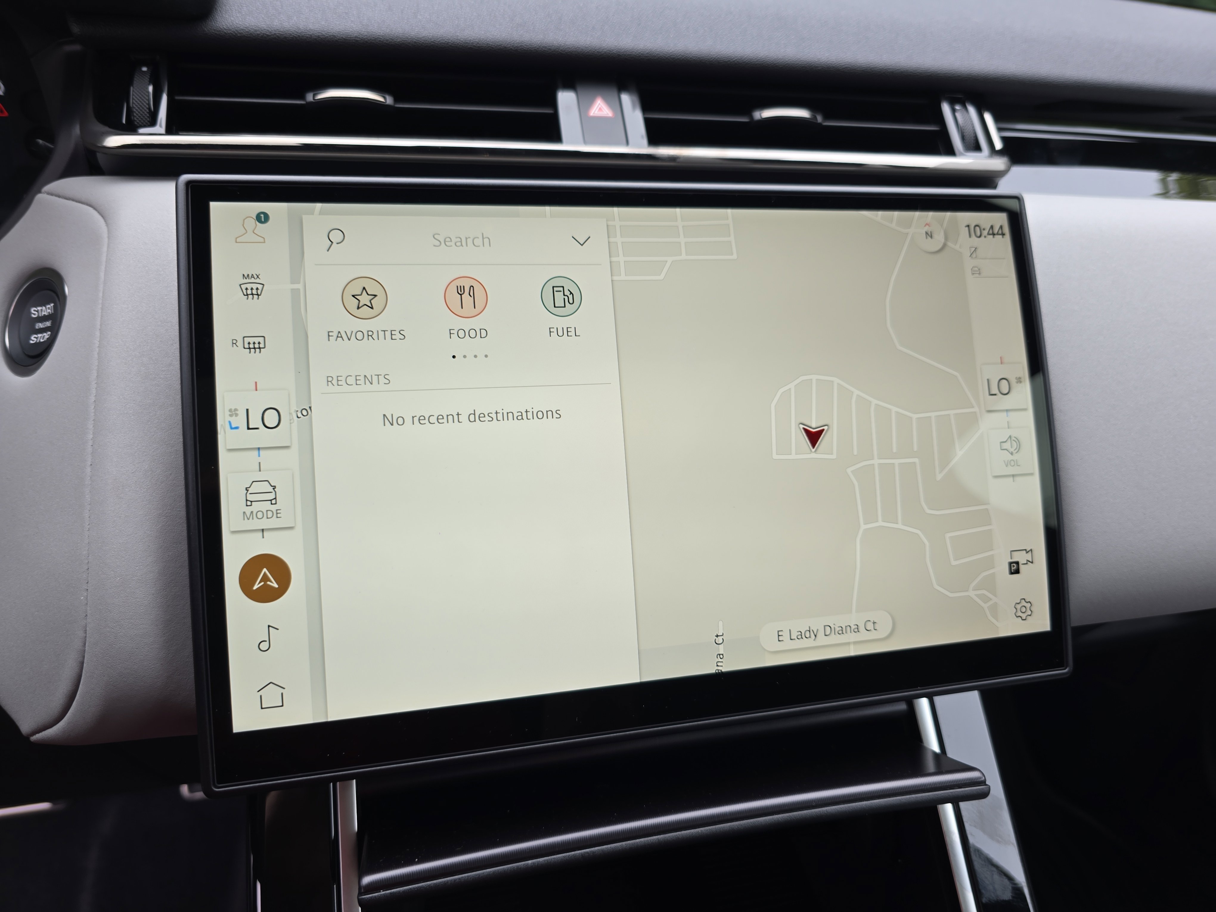 New 2026 Land Rover Range Rover Velar Dynamic SE image 22