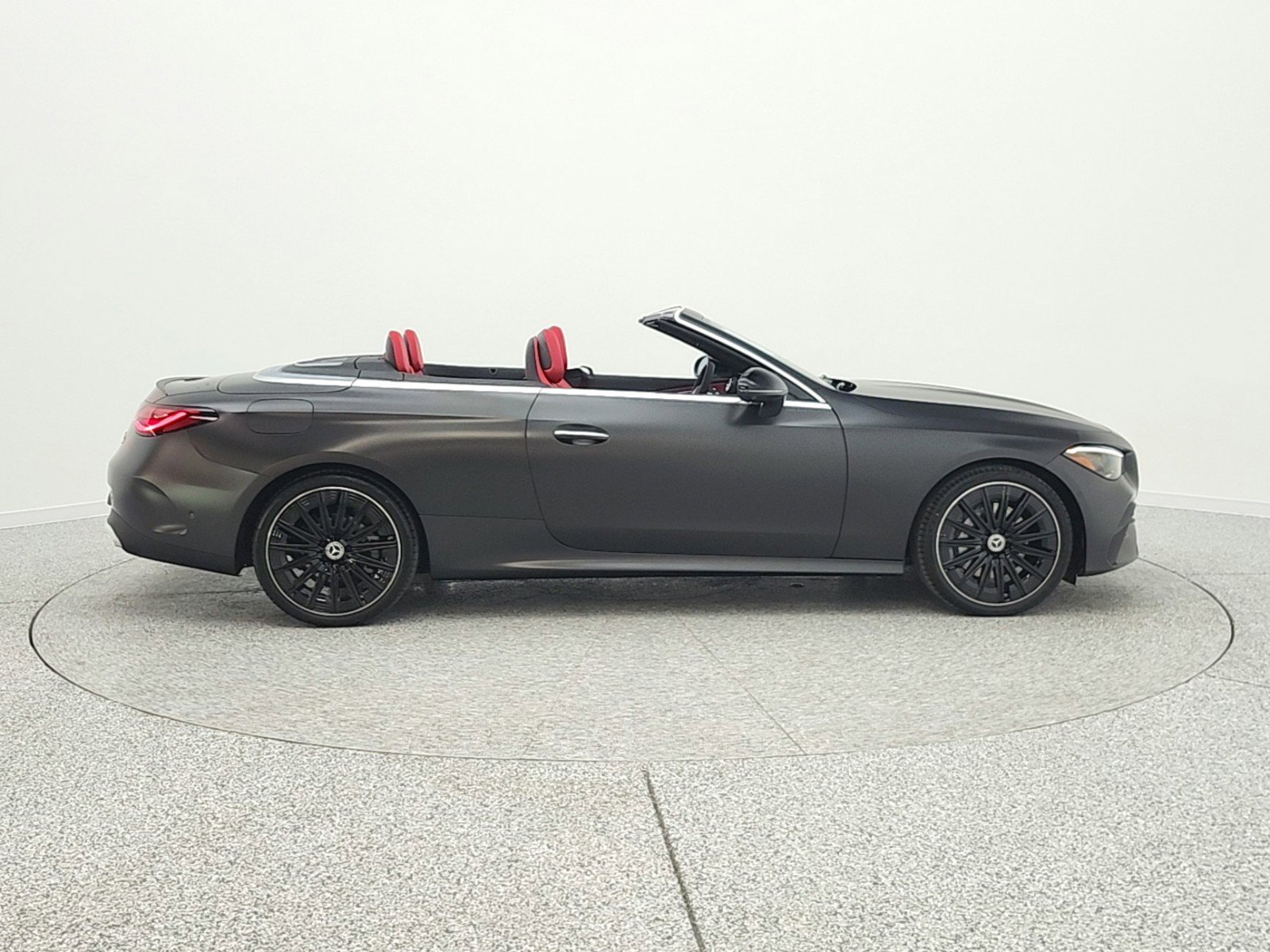 New 2026 Mercedes-Benz CLE 300 4MATIC Cabriolet image 4
