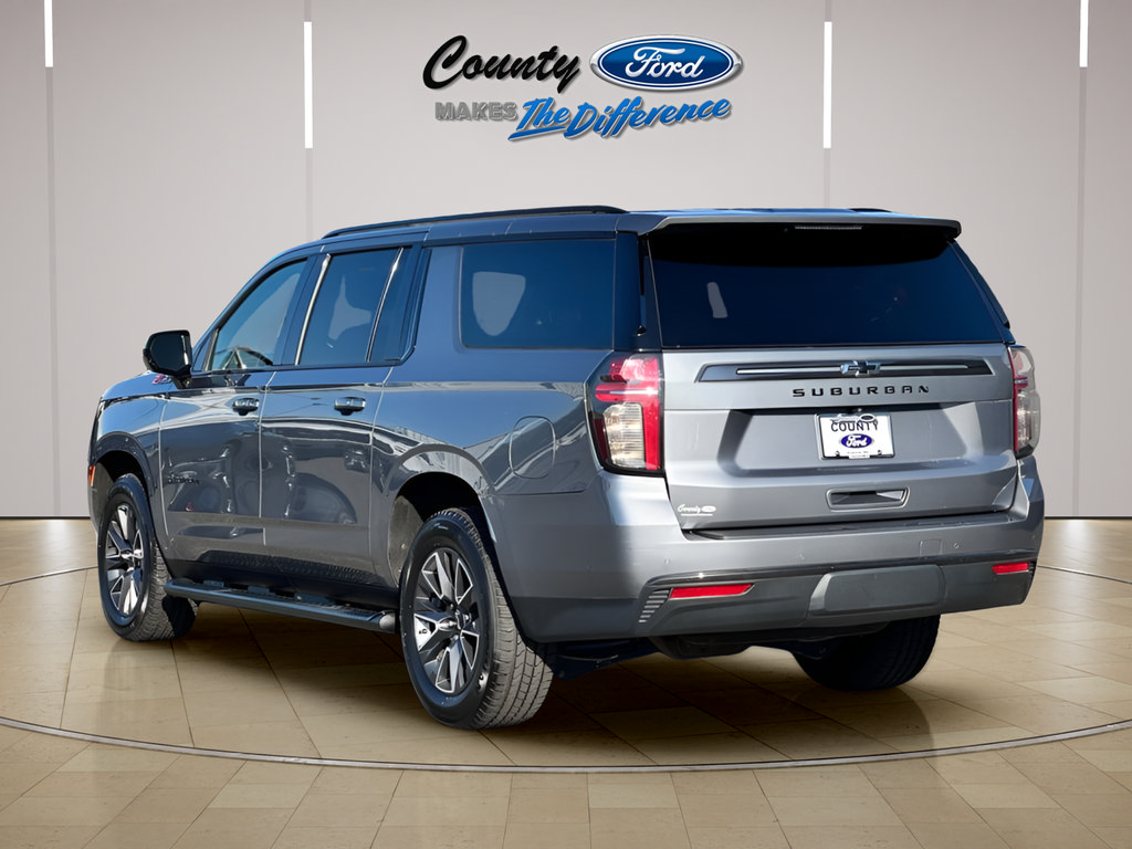 Used 2022 Chevrolet Suburban Z71 AWD/4WD image 6