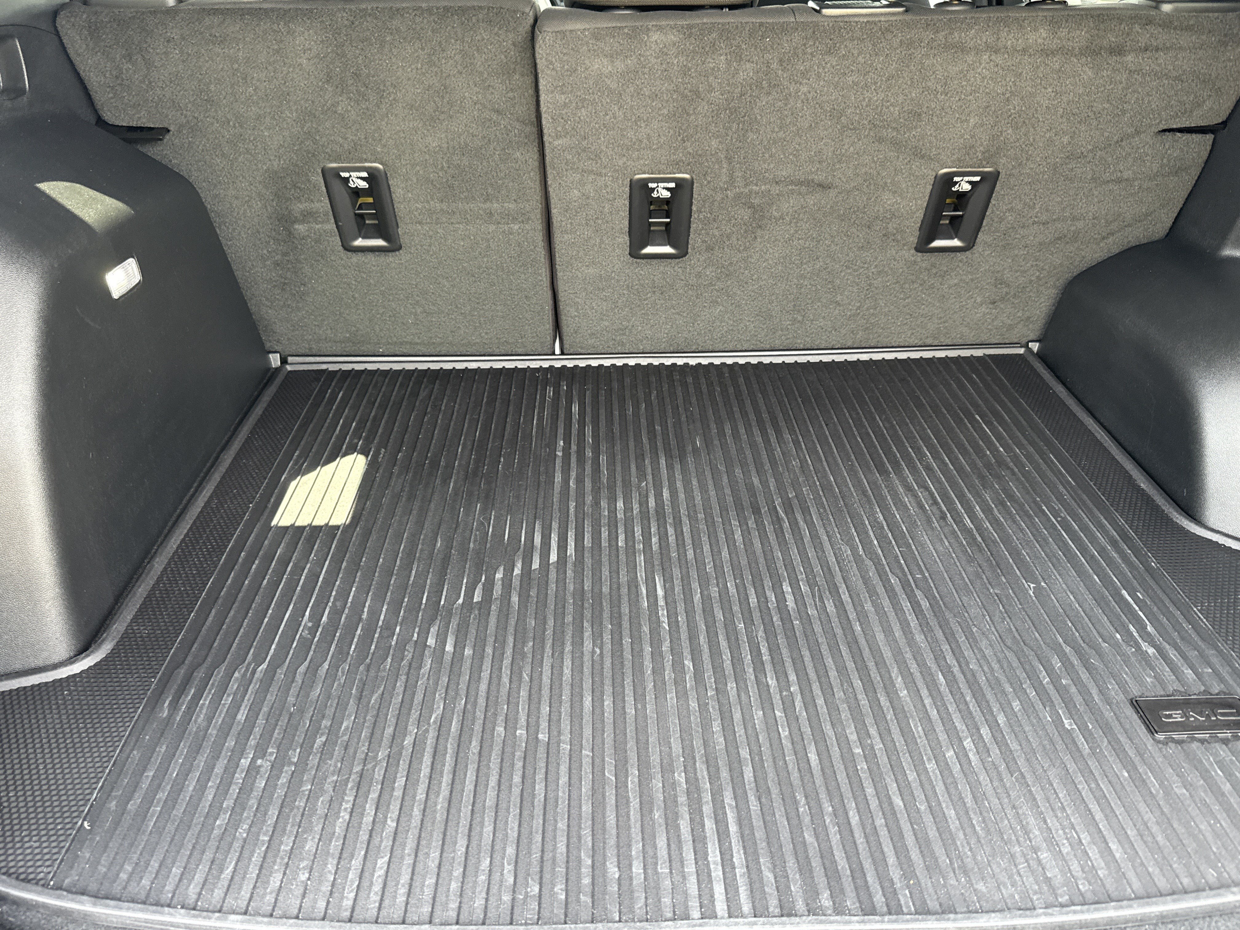 Used 2026 GMC Terrain Elevation w/ Black Edition FWD image 32