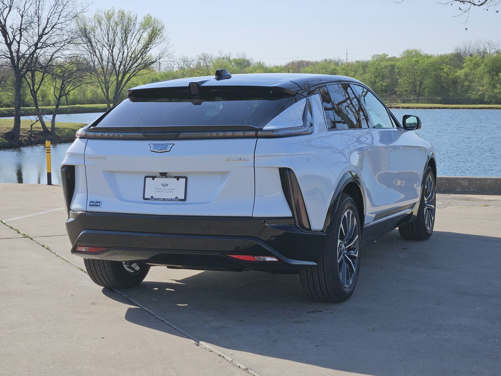 New 2026 Cadillac Lyriq Sport w/ LPO, Floor Liner Package image 3