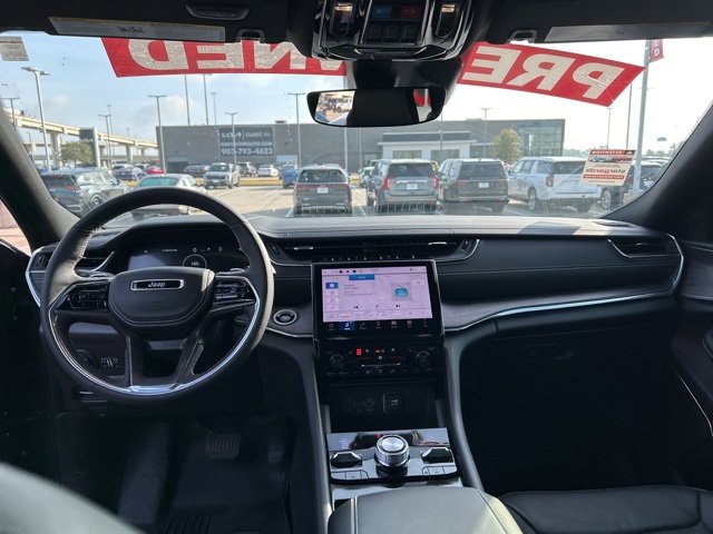 Used 2024 Jeep Grand Cherokee Overland image 36