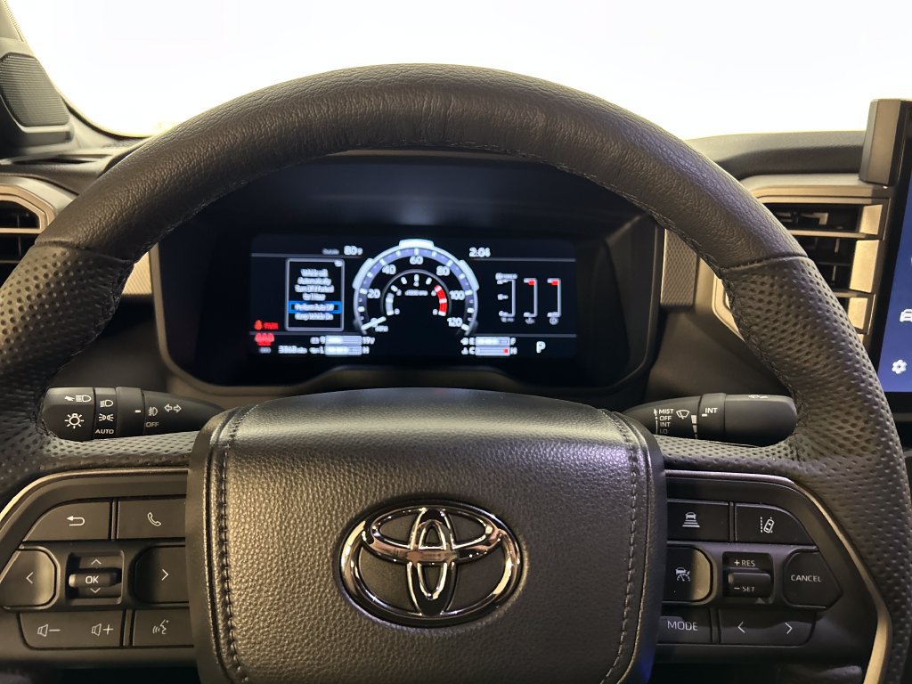 Used 2026 Toyota Tundra Limited AWD/4WD image 14