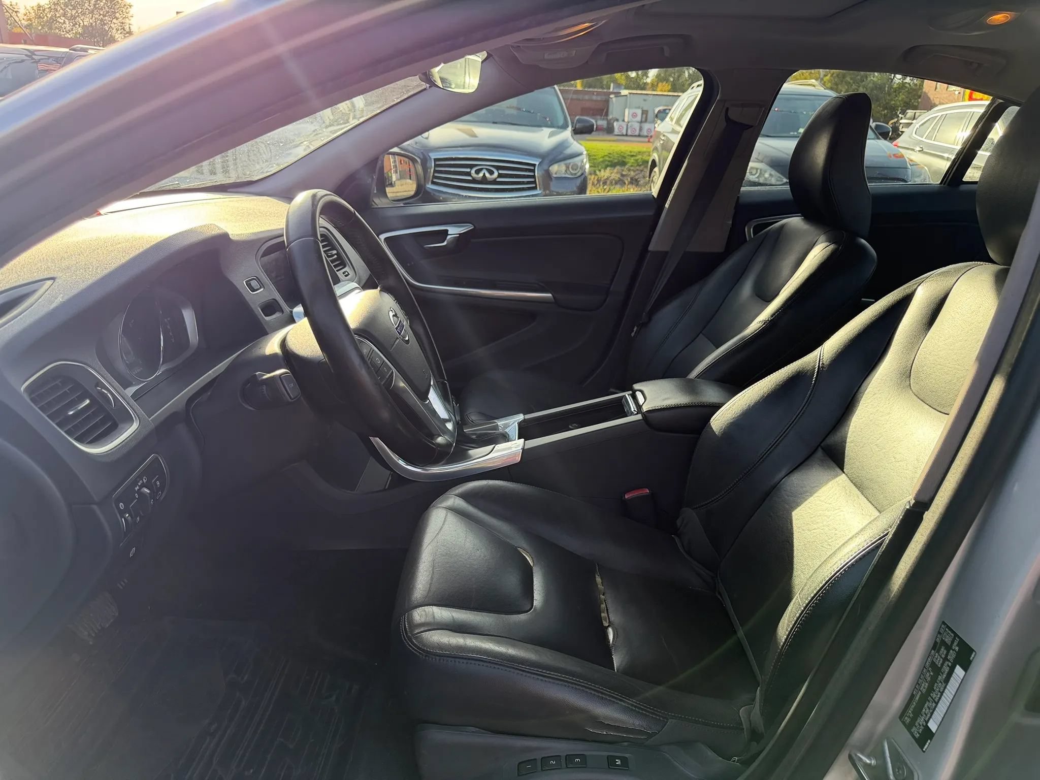 Used 2015 Volvo S60 T5 Premier w/ Convenience Package AWD/4WD image 15