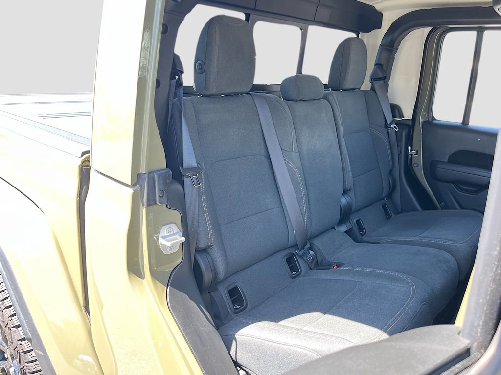 Certified 2025 Jeep Gladiator Mojave AWD/4WD image 25