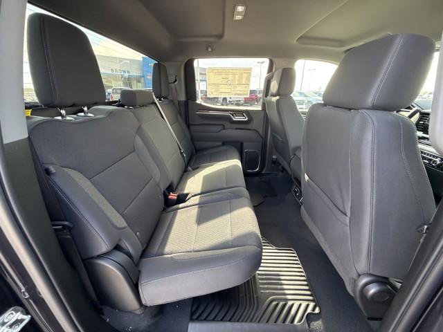 New 2026 GMC Sierra 1500 SLE image 24