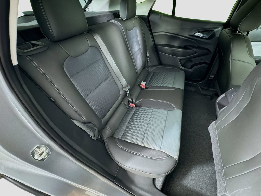 New 2026 Chevrolet Trax LT FWD image 25