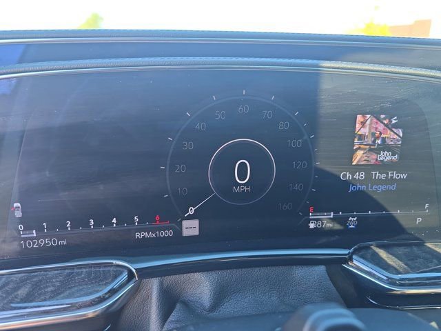 Used 2022 Cadillac Escalade ESV Premium Luxury image 20