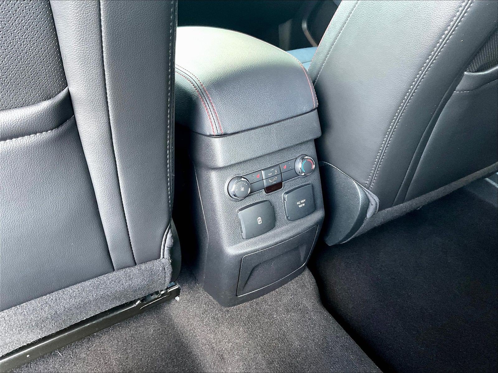Used 2018 Ford Explorer Sport w/ Equipment Group 401A AWD/4WD image 10