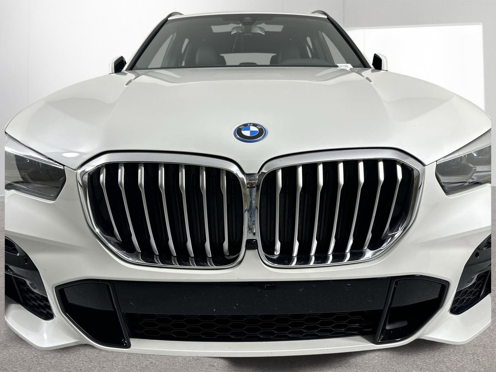 Used 2023 BMW X5 xDrive45e w/ M Sport Package image 27