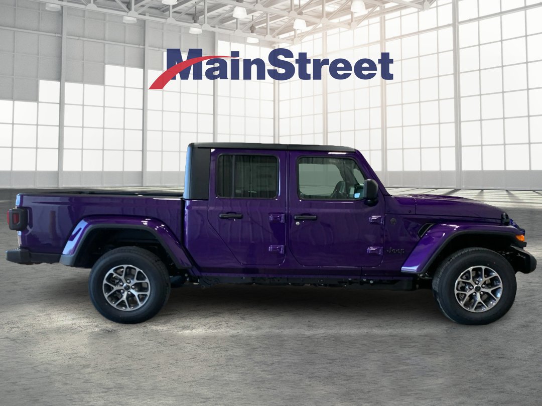 New 2026 Jeep Gladiator Sport AWD/4WD image 6