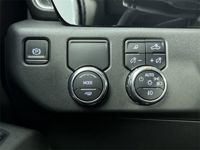 Certified 2025 GMC Sierra 1500 SLT image 18