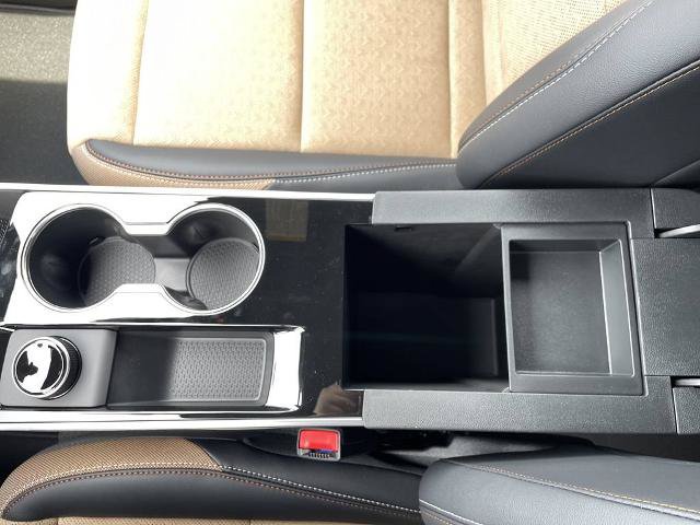 New 2026 Chevrolet Equinox ACTIV w/ Convenience Package III AWD/4WD image 43