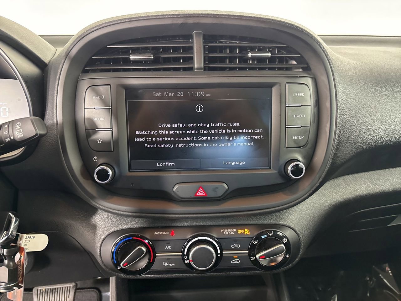 Used 2025 Kia Soul LX w/ LX Technology Package image 14