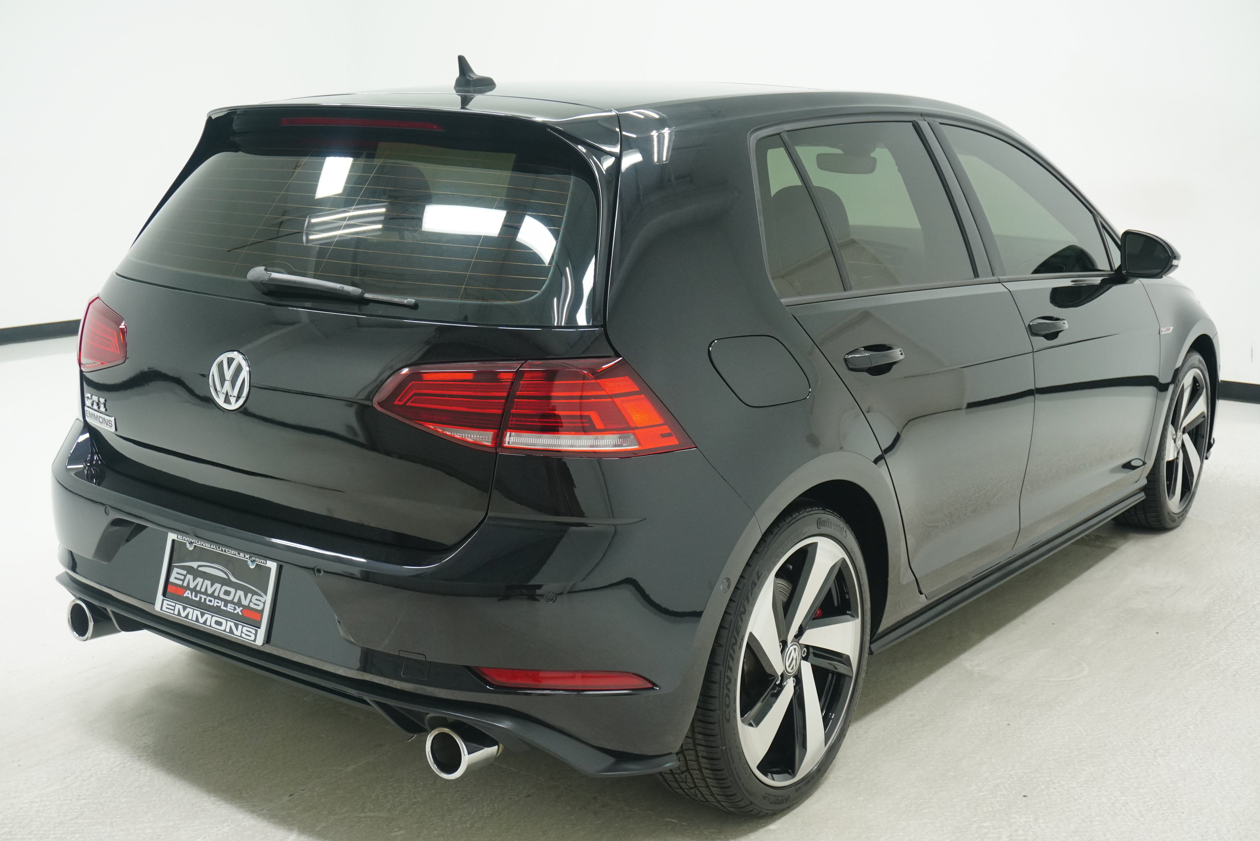 Used 2018 Volkswagen GTI Autobahn FWD image 4