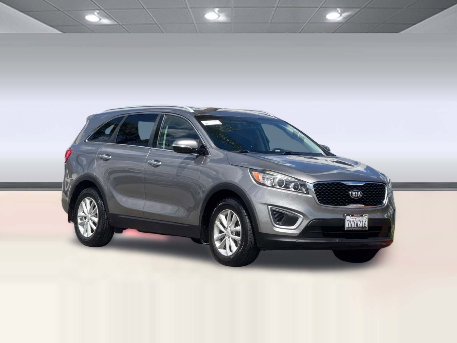 Used 2017 Kia Sorento LX w/ LX V6 Convenience Package FWD image 6