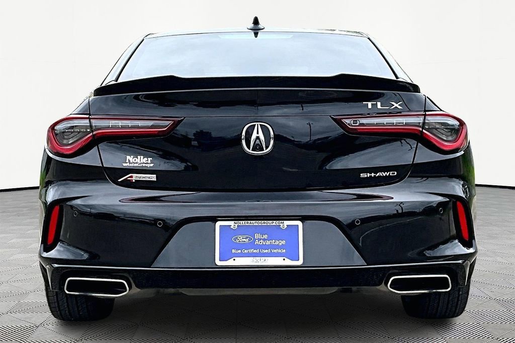 Used 2023 Acura TLX SH-AWD w/ A-SPEC Pkg image 4