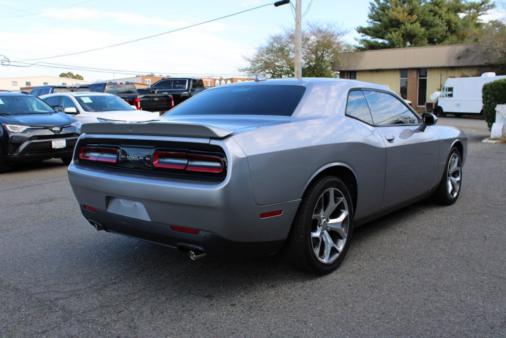 Used 2016 Dodge Challenger SXT Plus RWD image 7