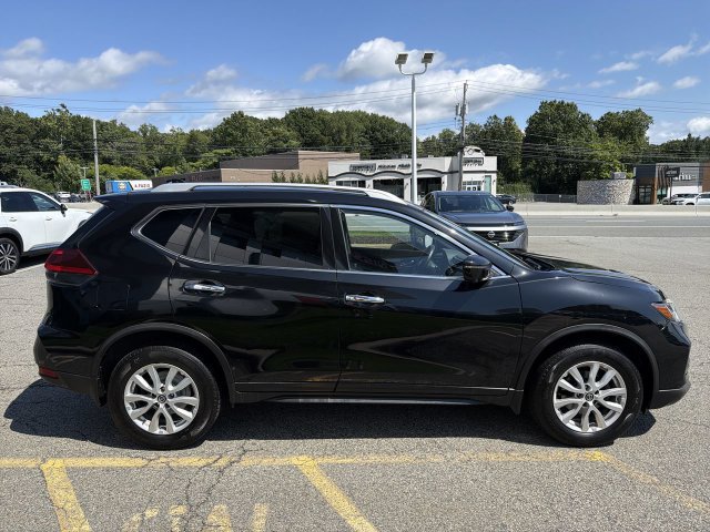 Certified 2018 Nissan Rogue SV w/ Sun & Sound Touring Package AWD/4WD image 9
