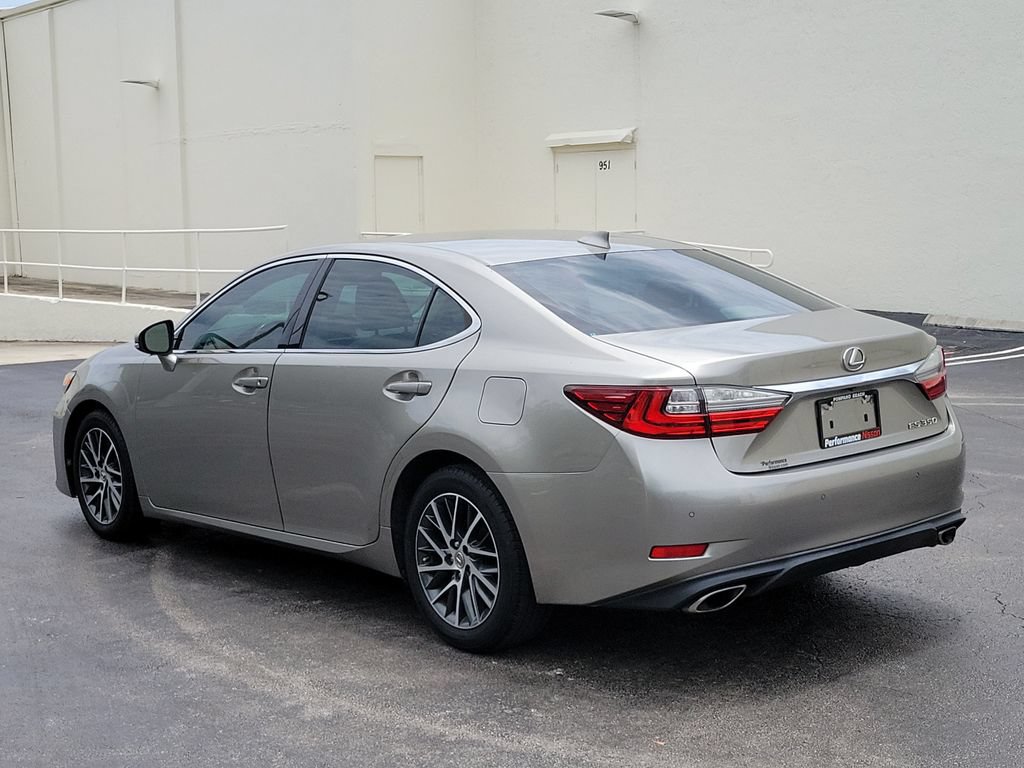 Used 2017 Lexus ES 350 w/ Navigation System Package FWD image 8