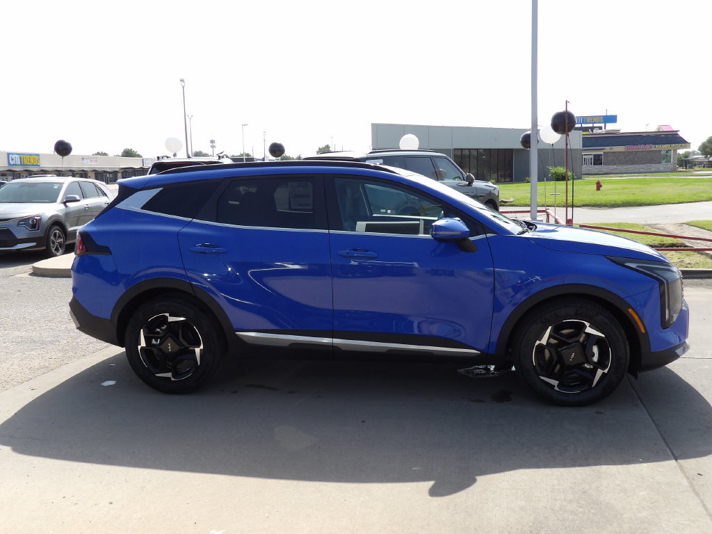 New 2026 Kia Sportage EX w/ EX Panorama Roof Package FWD image 5
