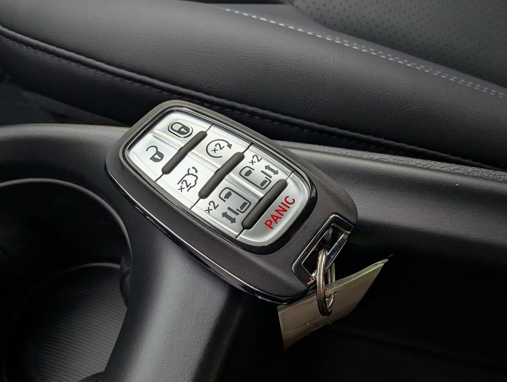 New 2026 Chrysler Pacifica Select image 19