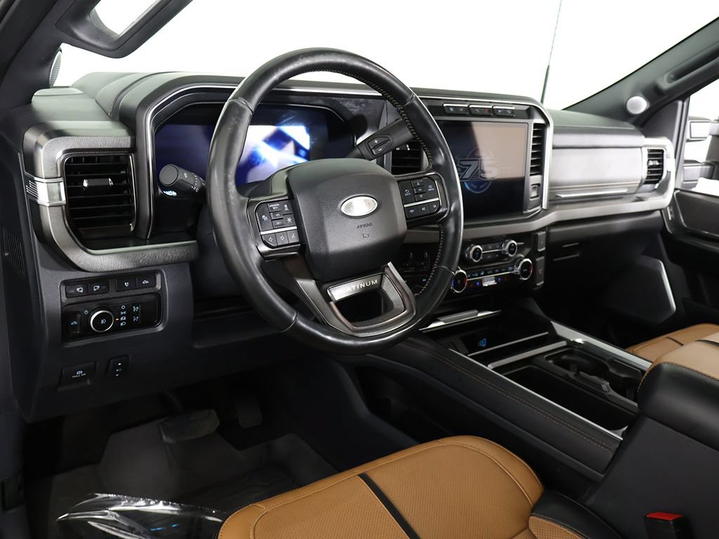 Used 2023 Ford F450 Platinum w/ FX4 Off-Road Package AWD/4WD image 34