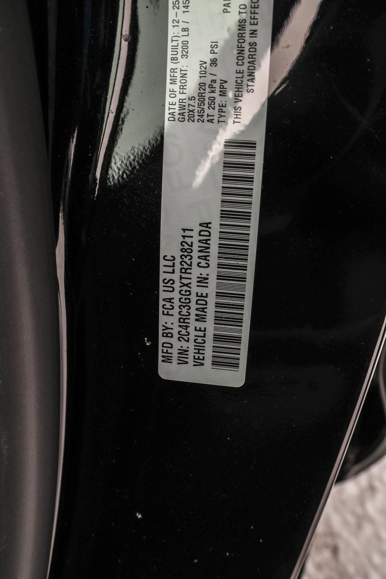 New 2026 Chrysler Pacifica Limited w/ S Appearance Package AWD/4WD image 33