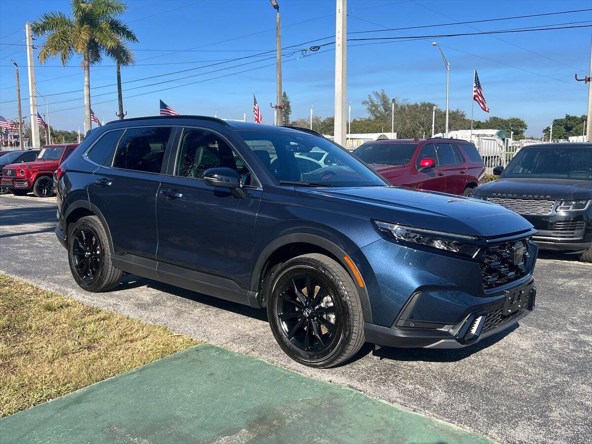 Used 2025 Honda CR-V Sport-L image 4