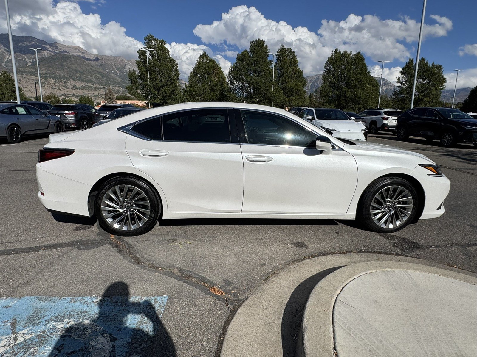 Used 2019 Lexus ES 350 w/ Accessory Package 2 FWD image 8