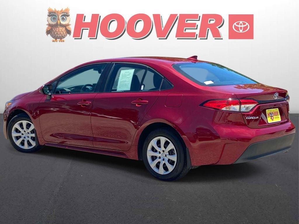 Used 2025 Toyota Corolla LE FWD image 8