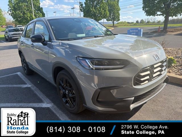 Used 2024 Honda HR-V Sport image 1