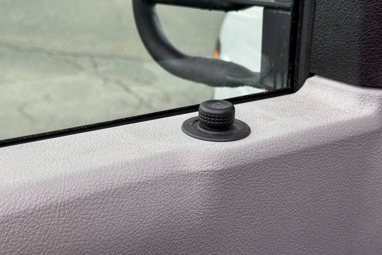 Used 2011 Ford E-350 and Econoline 350 Extended Super Duty w/ PWR Group RWD image 24