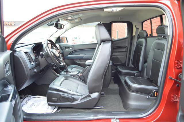 Used 2015 Chevrolet Colorado Z71 image 13