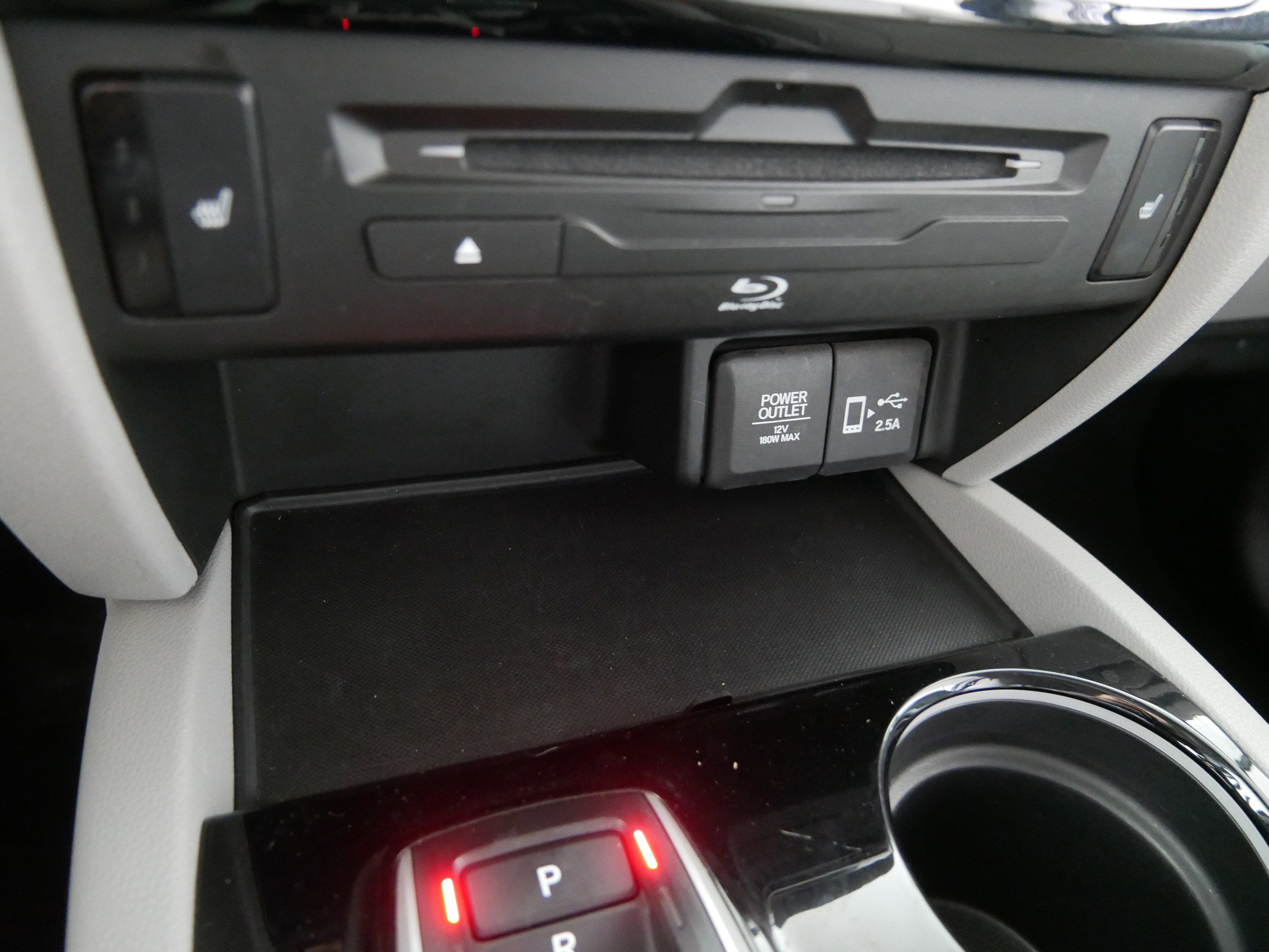 Used 2020 Honda Pilot Touring image 30