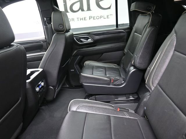 Used 2022 GMC Yukon XL SLT w/ SLT Premium Package AWD/4WD image 24