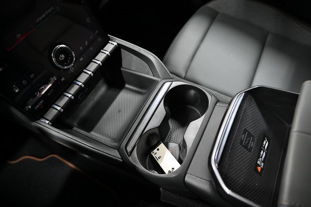 New 2026 GMC Terrain AT4 w/ Convenience Package III image 18