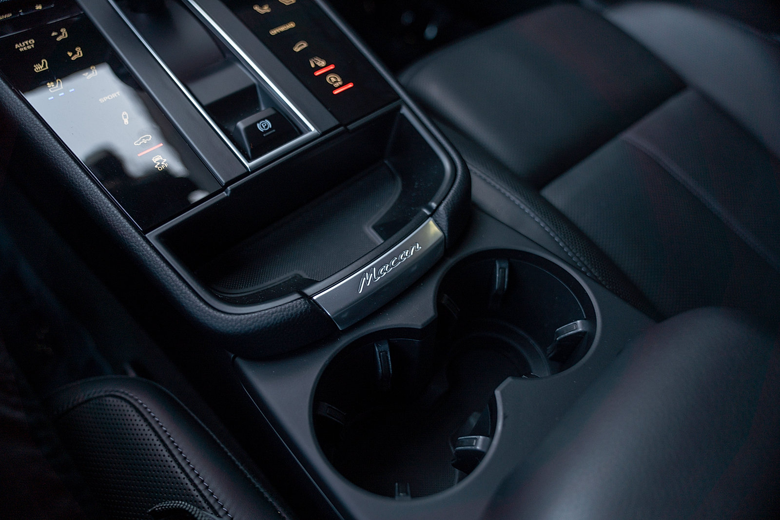 Certified 2026 Porsche Macan S AWD/4WD image 15